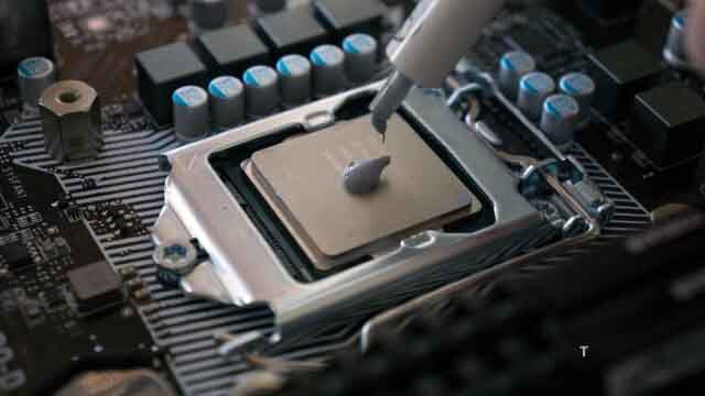 Perform Maintenance On The Laptop Cooling System
